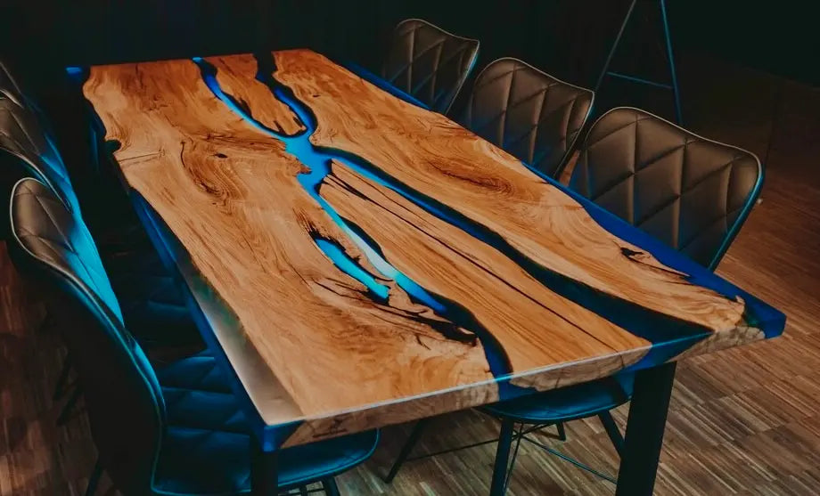 Table Rivière Résine époxy sur bois : comment l’utiliser correctement (guide complet