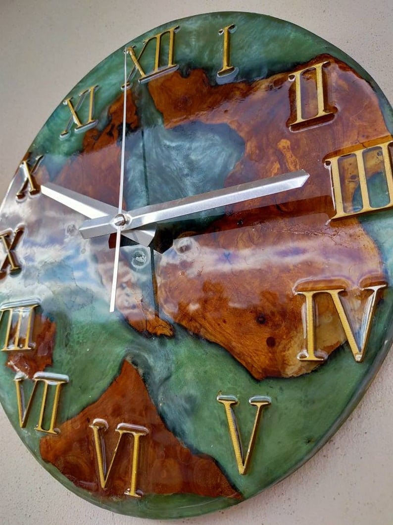 Horloge murale époxy
