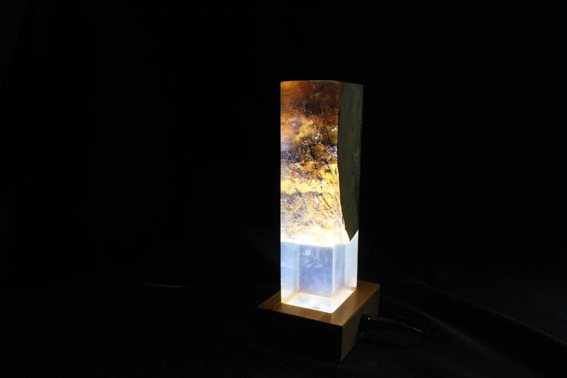 Lampe de table décorative en bois