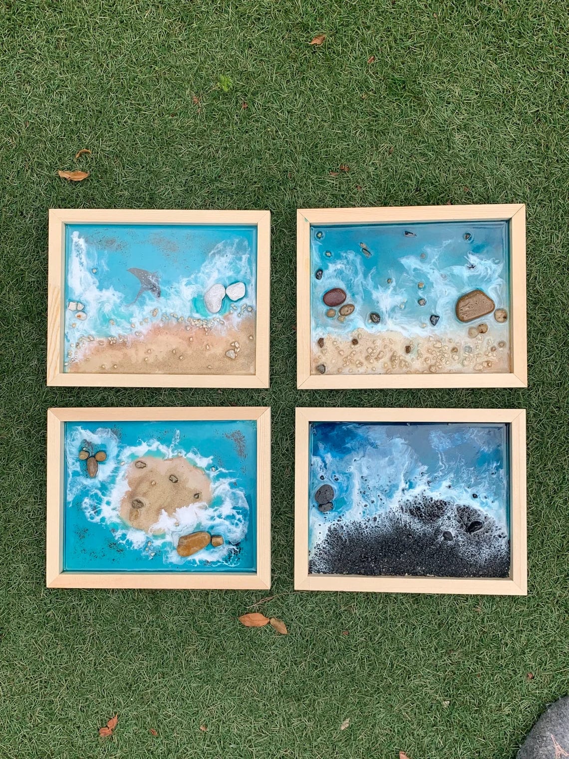 Petite peinture de plage sur l'art de la résine