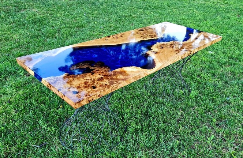 Table rivière bleu en peuplier